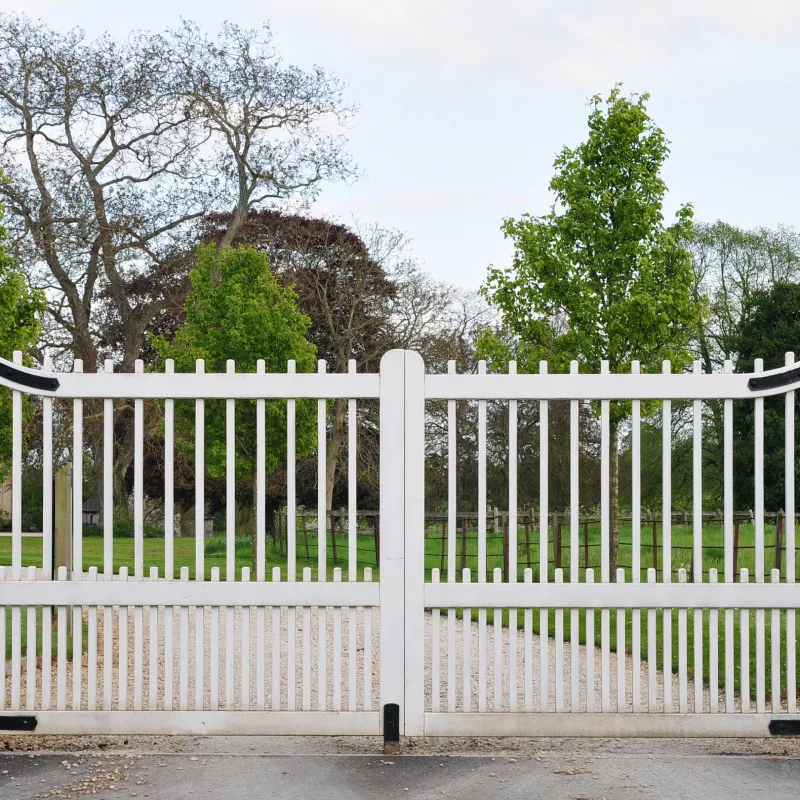 Home Custom Gate Building